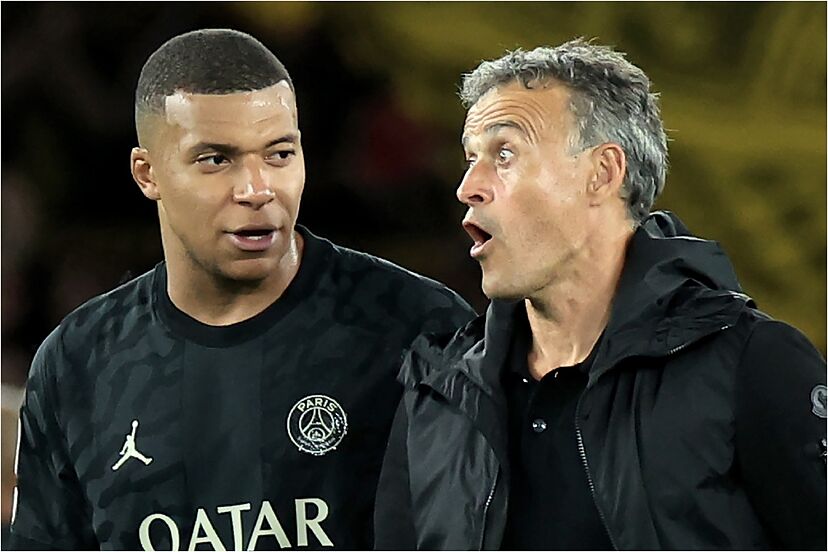 Tiếp tục để Mbappe dự bị, Enrique lên tiếng