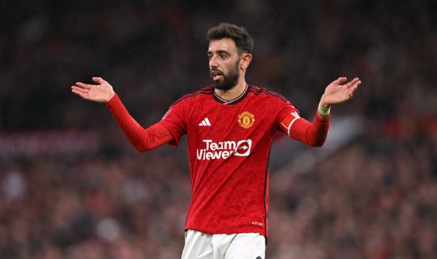 Bruno Fernandes đánh giá cao đối thủ của M.U ở bán kết FA Cup