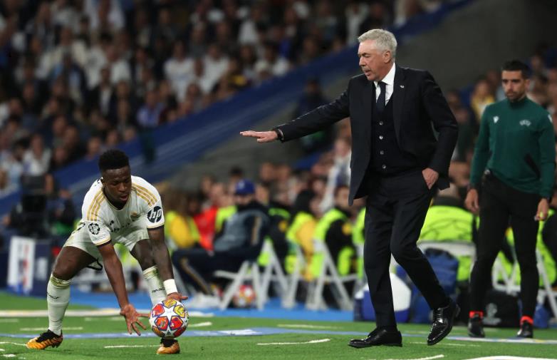 Ancelotti khiến Vinicius phật lòng