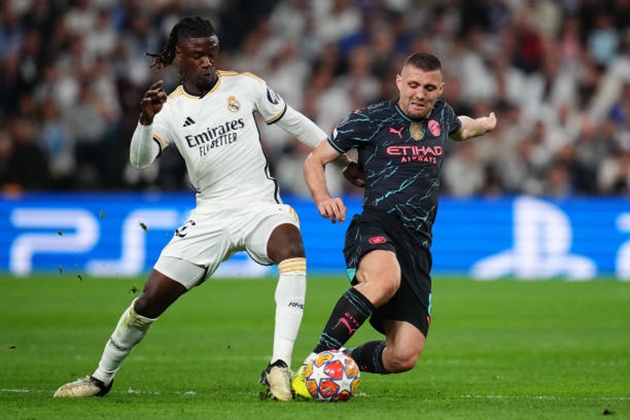 Mateo Kovacic tiết lộ lý do chuyển tới Manchester City